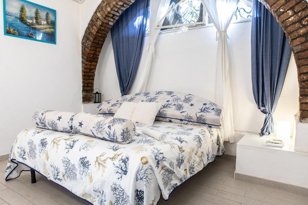 Ferienhaus Daniela -vista Mare-70metri Dal Mare - Wi-fi - Free Parking Terracina